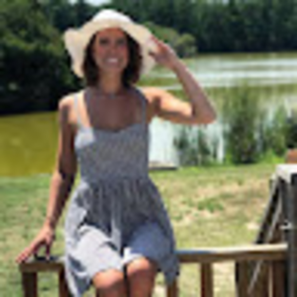 Meet your Posher, Kayla